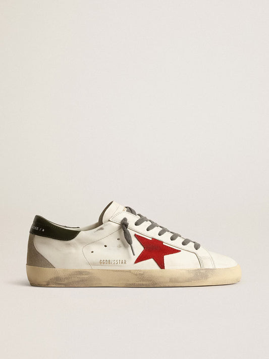 Super-Star avec étoile en daim rouge et contrefort en cuir vert